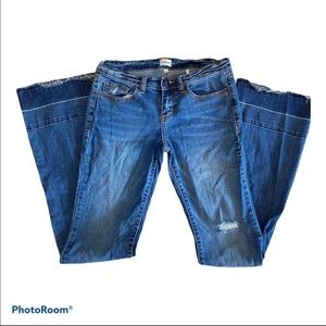 Sneak Peek Denim Flare Jeans size 7